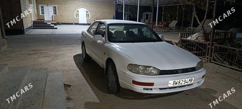 Toyota Camry 1994 - 80 000 TMT - Sakarçäge - img 1