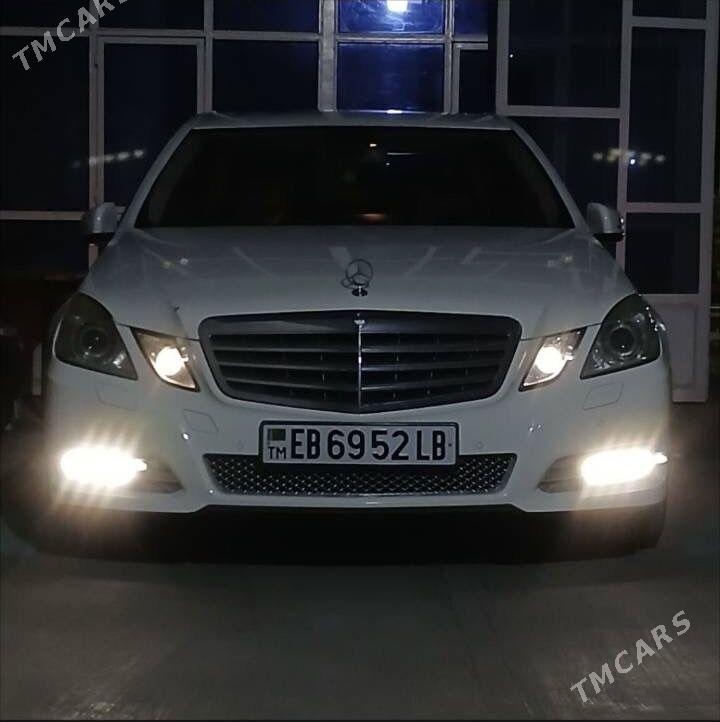 Mercedes-Benz E350 2010 - 260 000 TMT - Çärjew - img 9