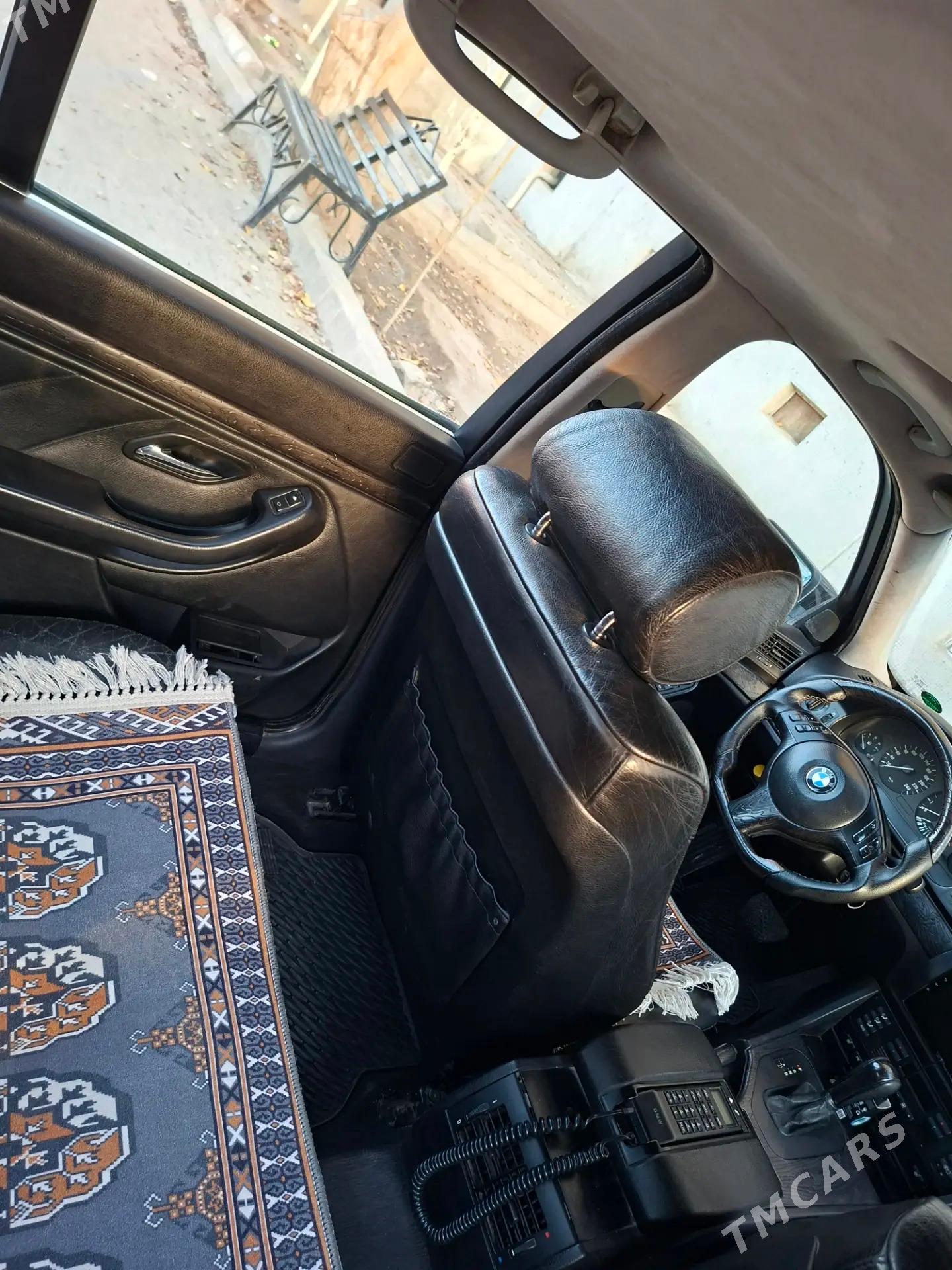 BMW 528 1999 - 120 000 TMT - Baýramaly - img 4