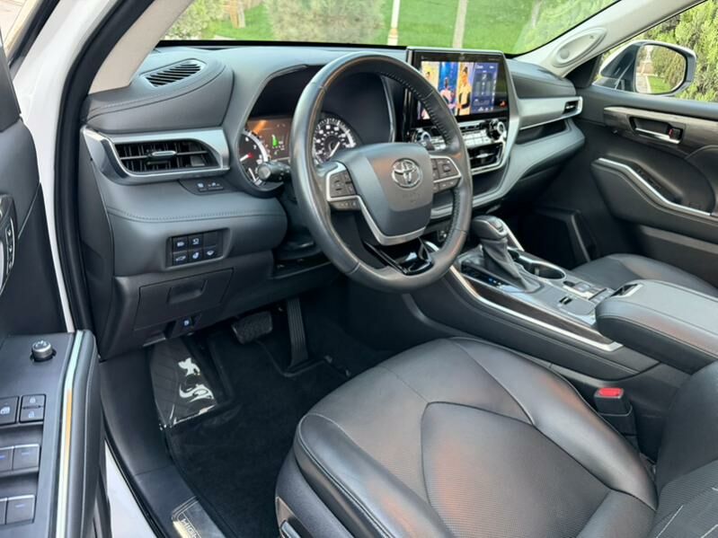 Toyota Highlander 2022 - 746 000 TMT - Aşgabat - img 7