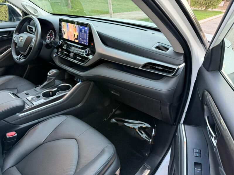 Toyota Highlander 2022 - 746 000 TMT - Aşgabat - img 9