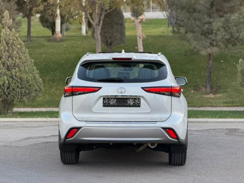 Toyota Highlander 2022 - 746 000 TMT - Aşgabat - img 4
