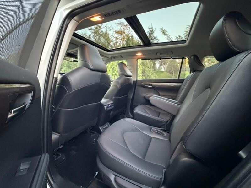 Toyota Highlander 2022 - 746 000 TMT - Aşgabat - img 8