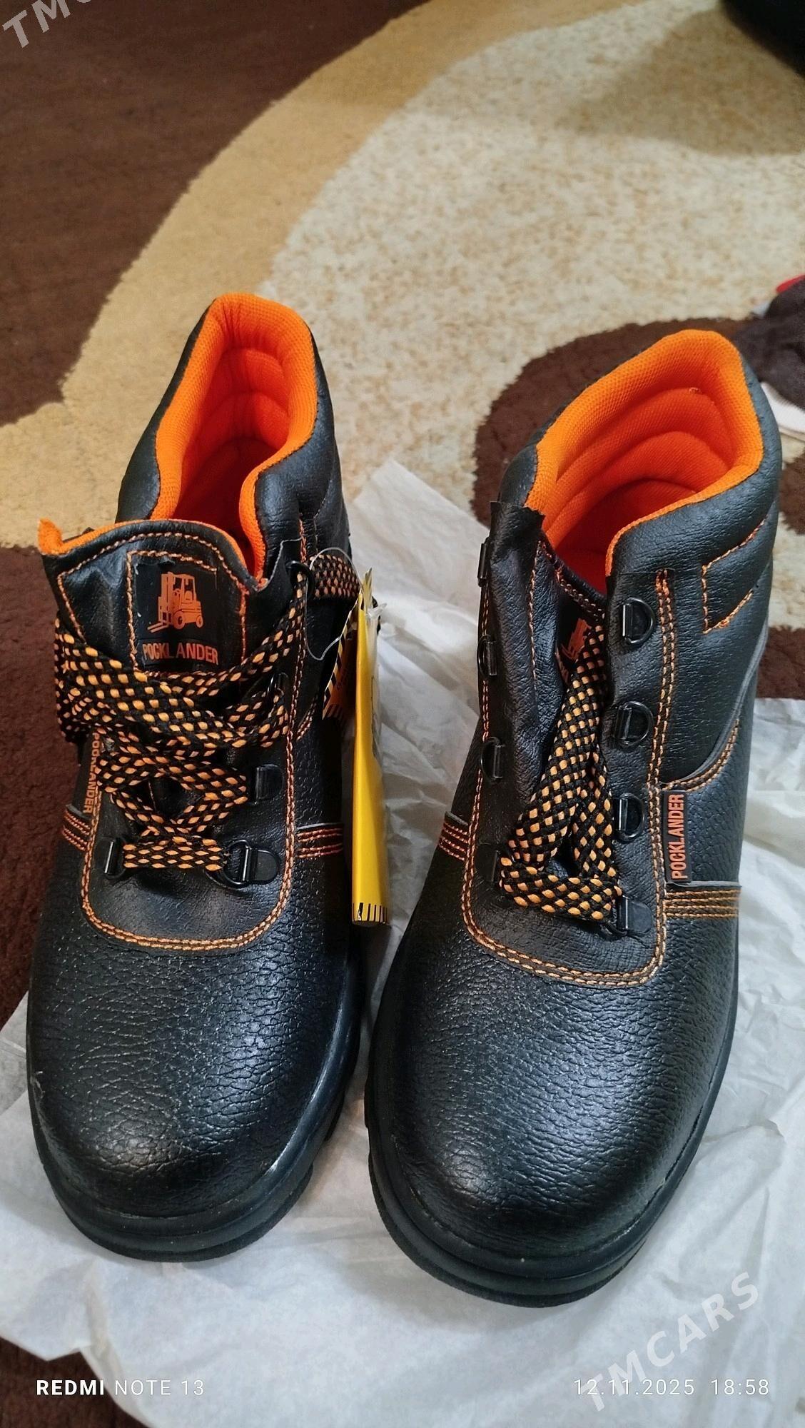 boty - 11 mkr - img 1