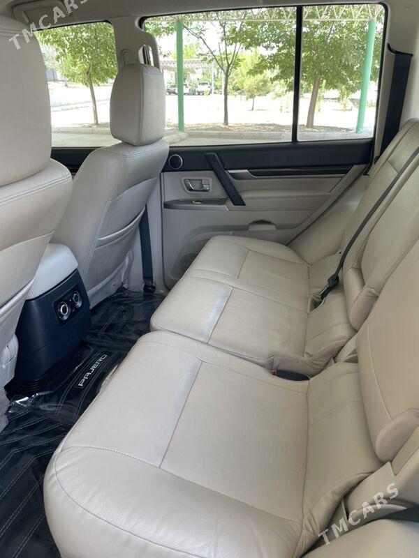 Mitsubishi Pajero 2015 - 344 000 TMT - Aşgabat - img 6
