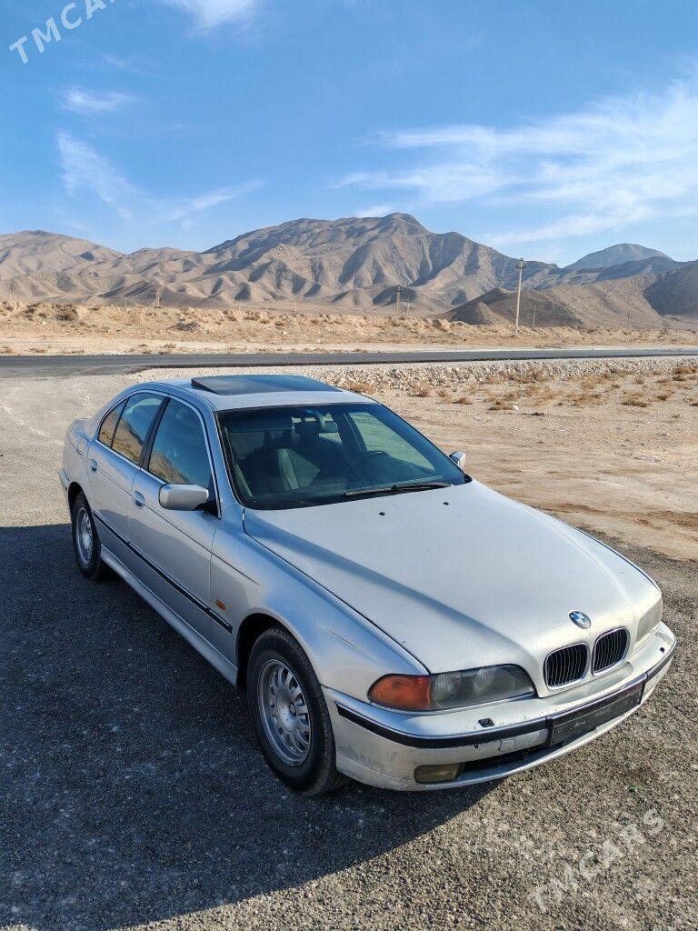 BMW 525 1999 - 100 000 TMT - Балканабат - img 2