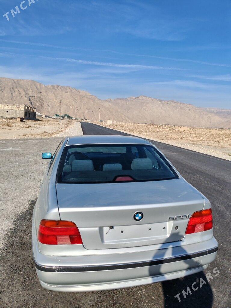 BMW 525 1999 - 100 000 TMT - Балканабат - img 10