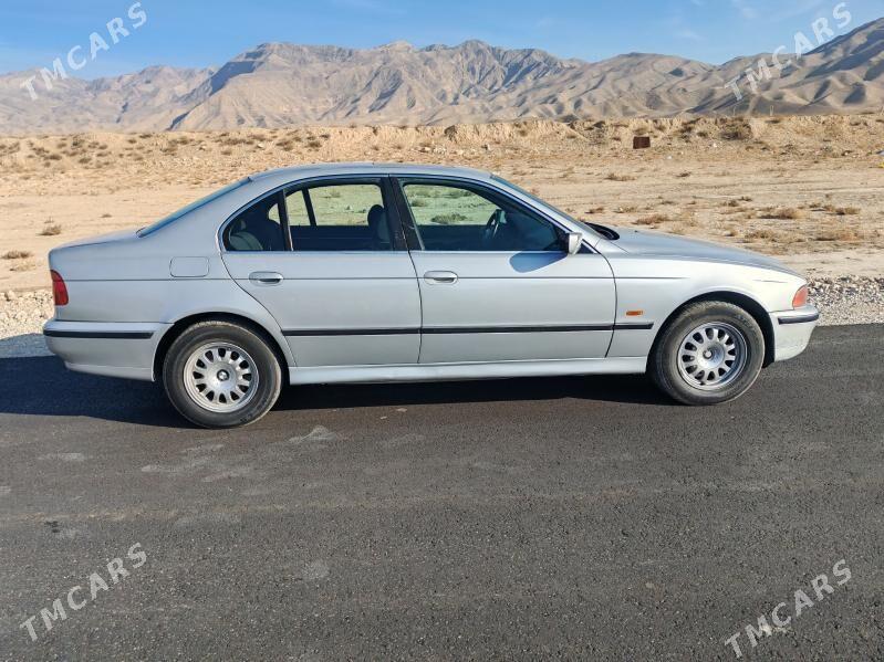 BMW 525 1999 - 100 000 TMT - Балканабат - img 7