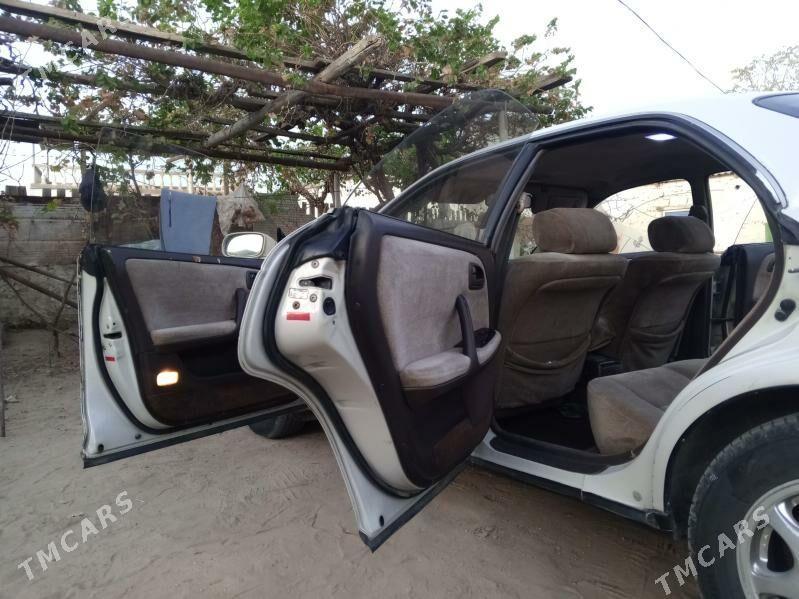 Toyota Mark II 1994 - 55 000 TMT - Балканабат - img 1