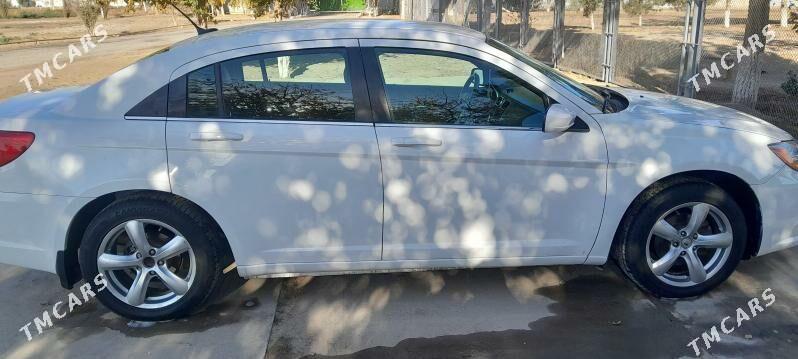 Chrysler 200 2011 - 100 000 TMT - Мары - img 3