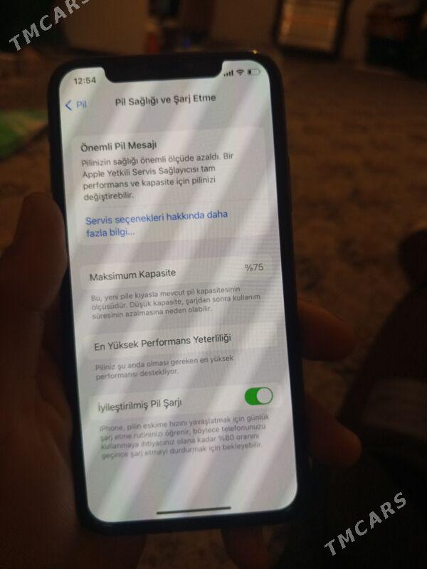 iPhone X - Mary - img 2