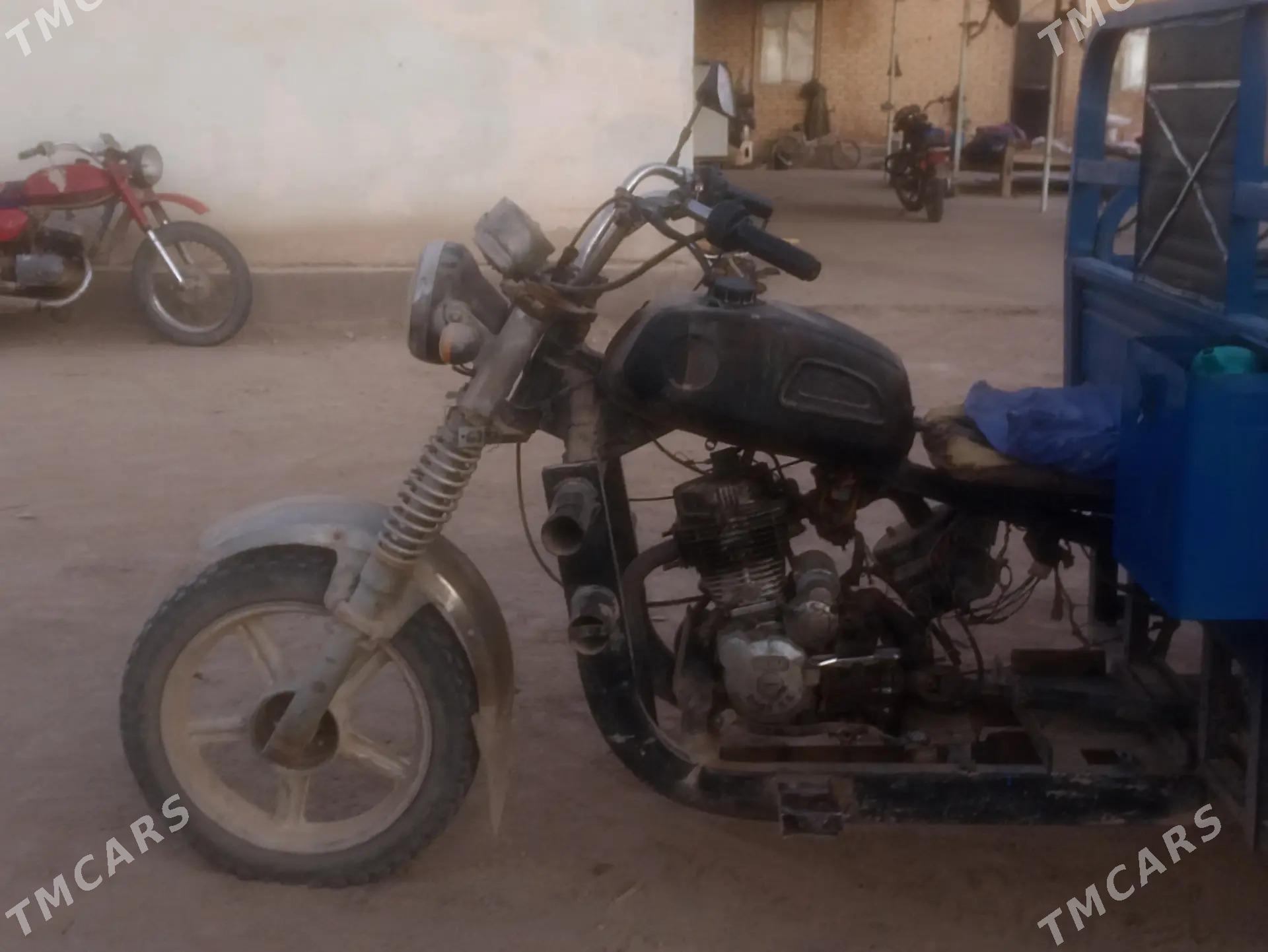 Fekon FK150-8G 2015 - 11 000 TMT - Garabekewül - img 2