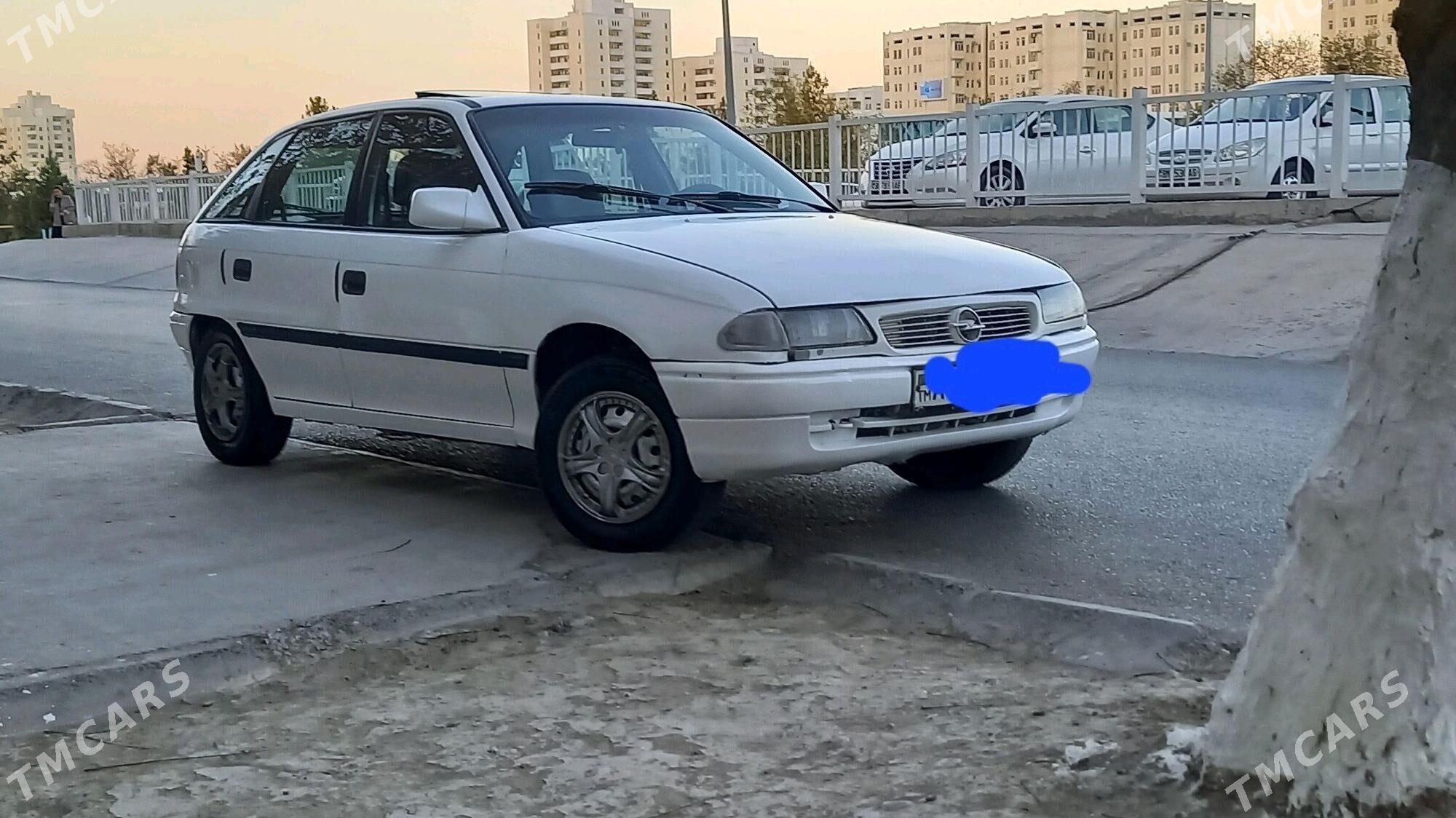 Opel Astra 1992 - 30 000 TMT - Parahat 1 - img 4