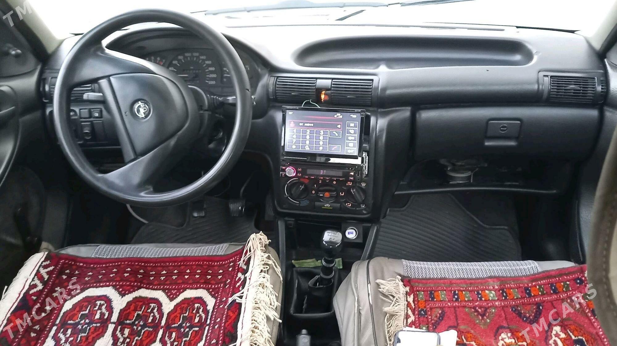 Opel Astra 1992 - 30 000 TMT - Parahat 1 - img 9