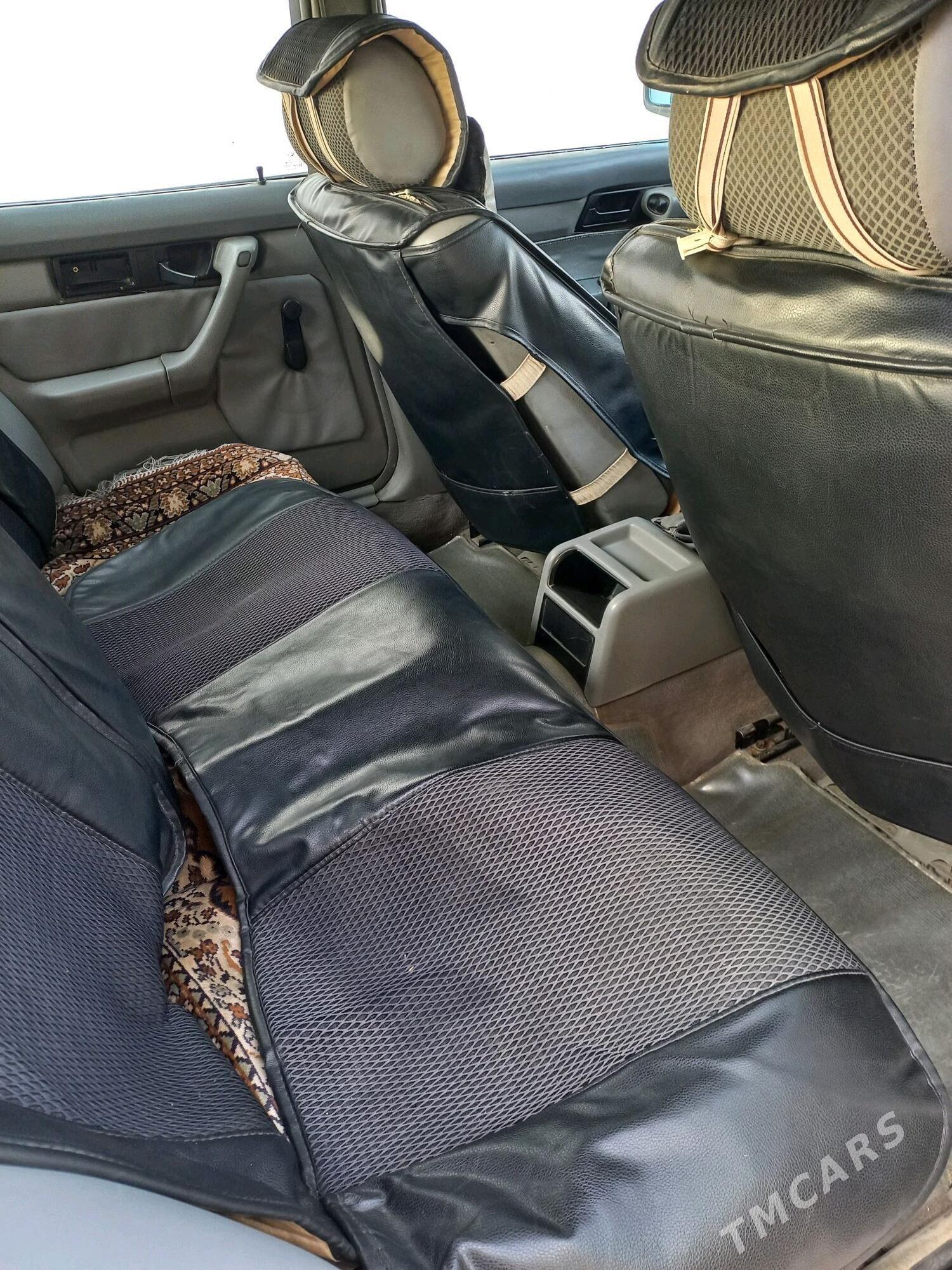 BMW 520 1991 - 36 000 TMT - Анев - img 6