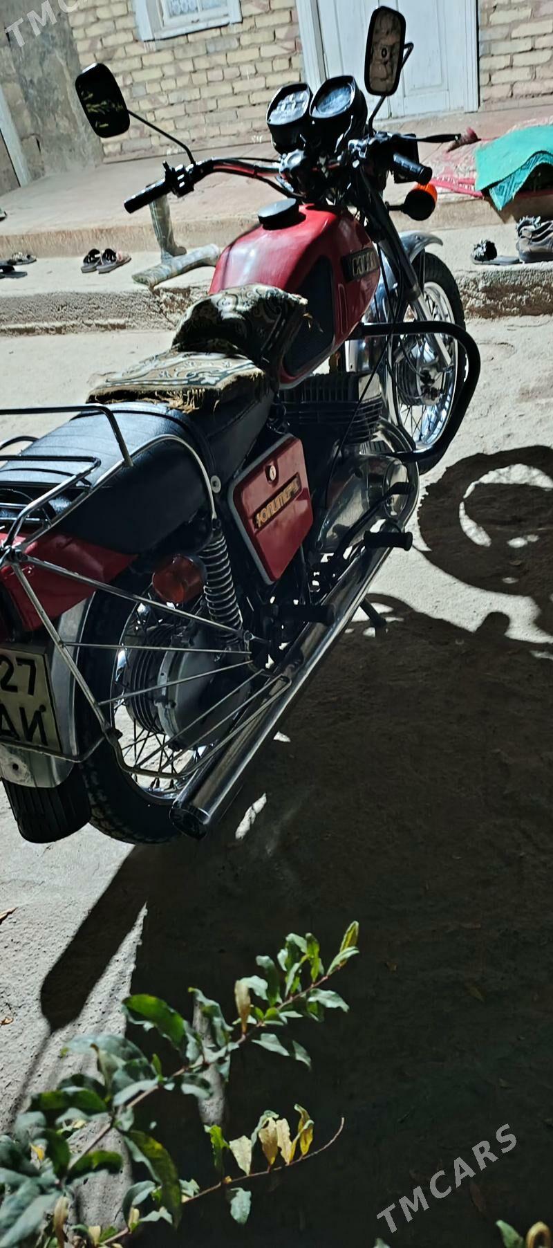 Iž Ýupiter 2025 - 28 000 TMT - Бабадайхан - img 2