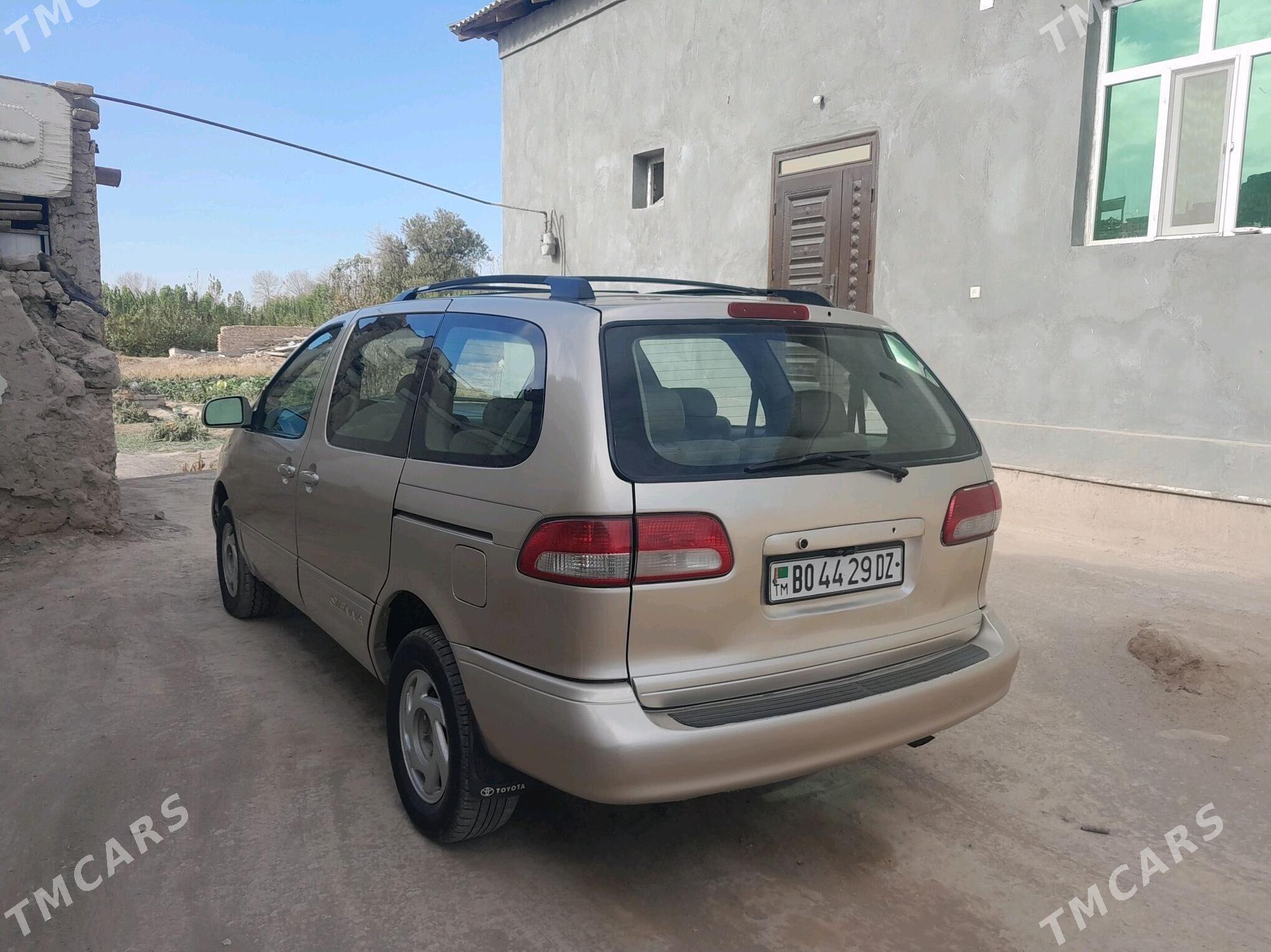 Toyota Sienna 2001 - 145 000 TMT - Дашогуз - img 2