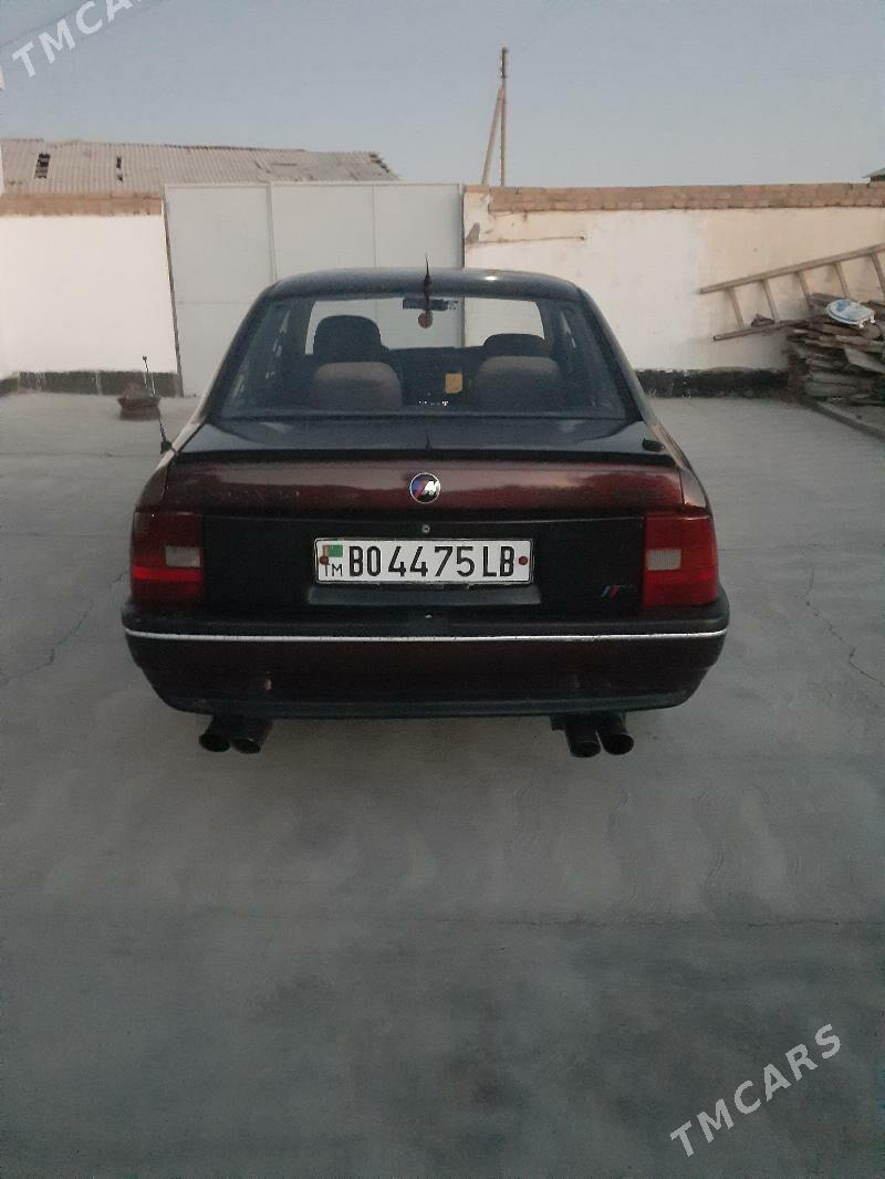 Opel Vectra 1990 - 35 000 TMT - Saýat - img 7