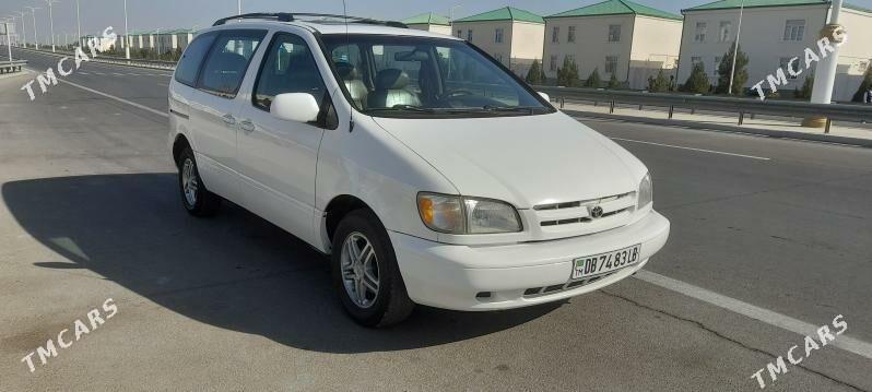 Toyota Sienna 2001 - 165 000 TMT - Türkmenabat - img 2