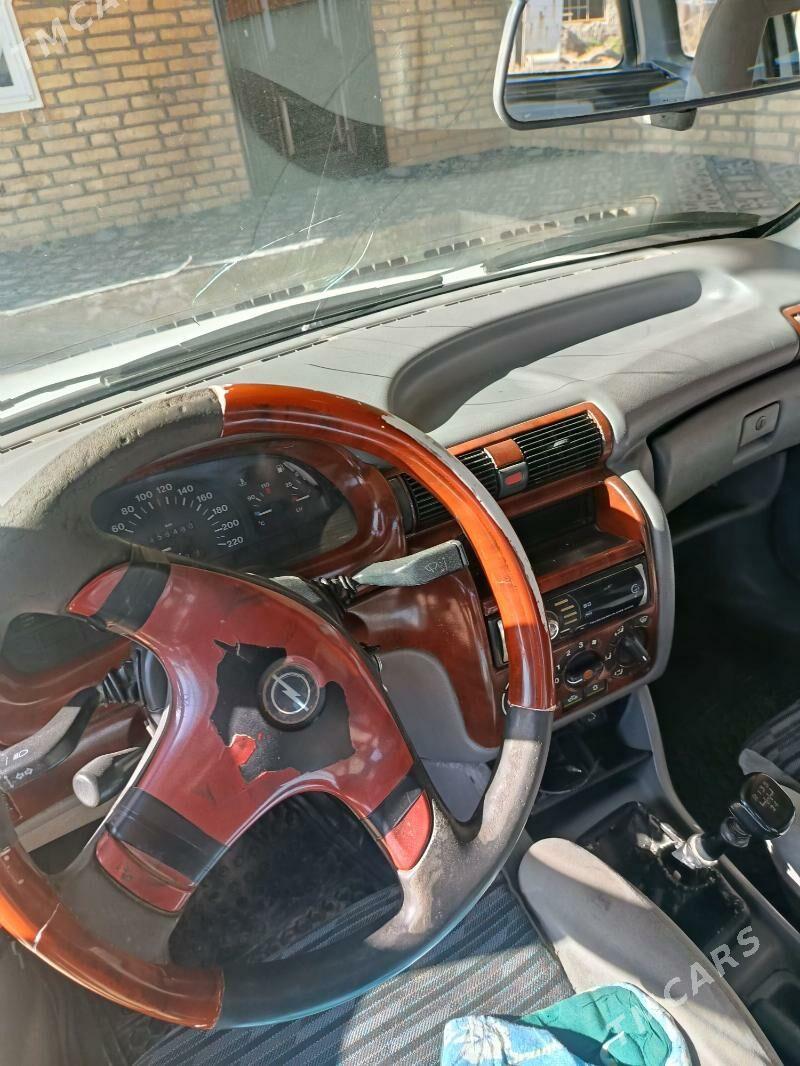 Opel Astra 1993 - 40 000 TMT - Байрамали - img 4