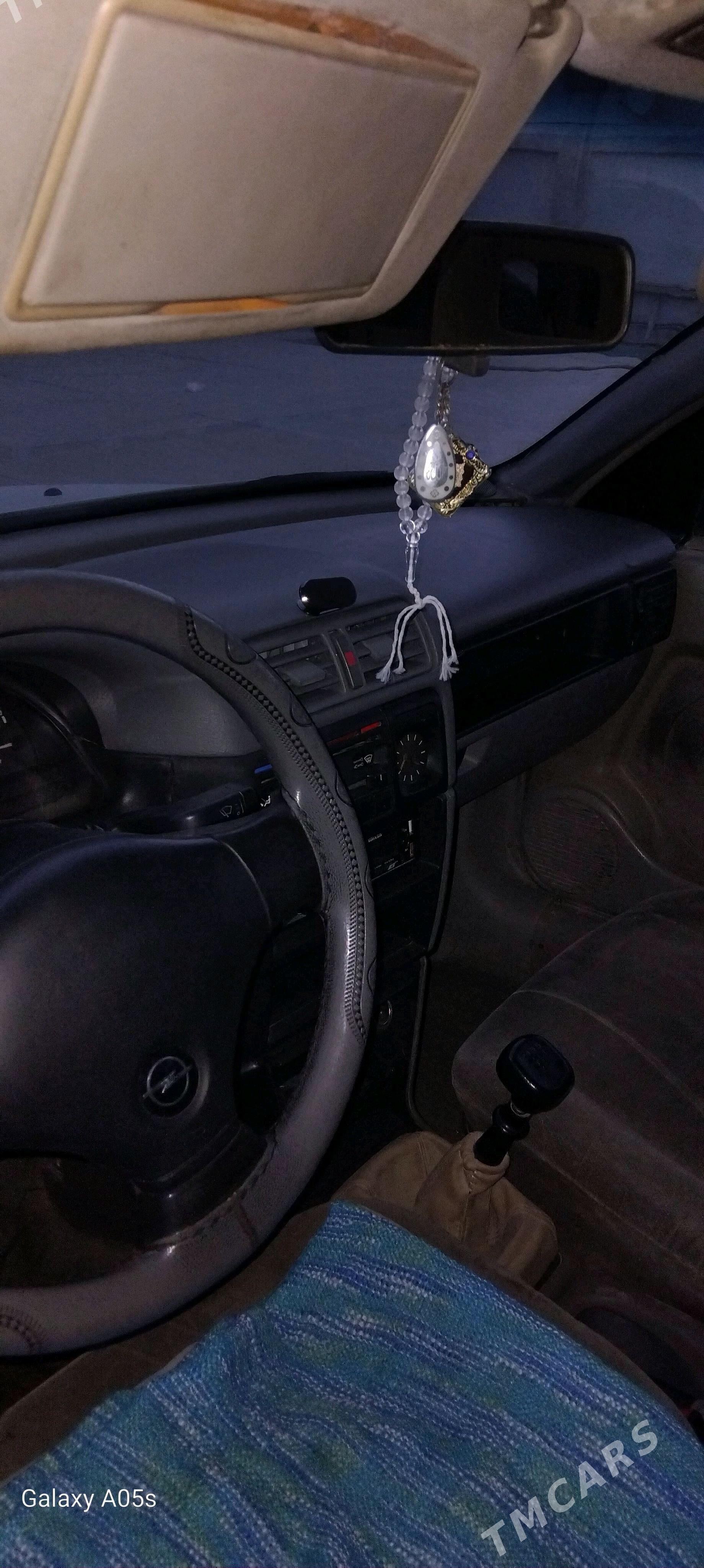 Opel Vectra 1991 - 30 000 TMT - Гёкдепе - img 2