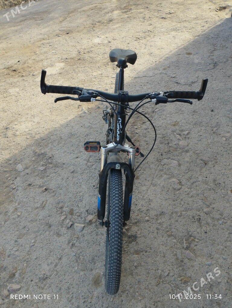 Welik admen telefon blen - Губадаг - img 4