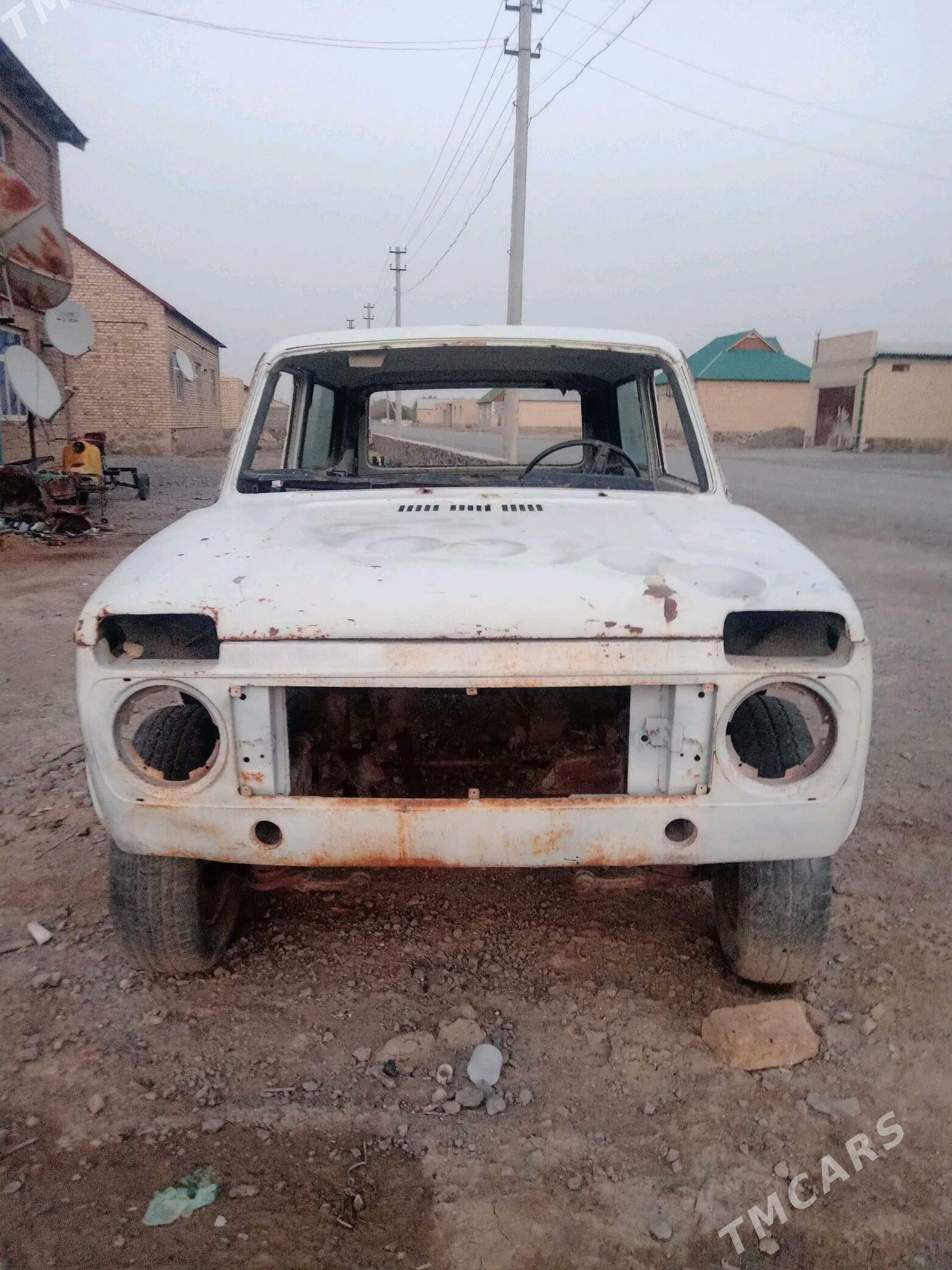 Lada Niva 1981 - 7 000 TMT - Берекет - img 2