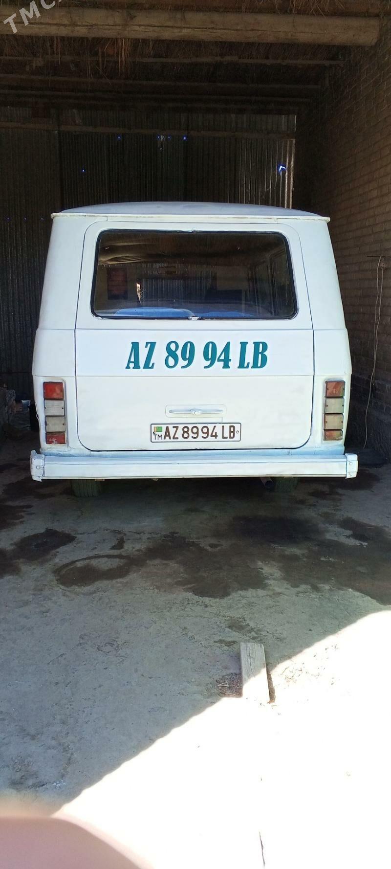 Raf Latvia 1995 - 30 000 TMT - Чарджоу - img 6