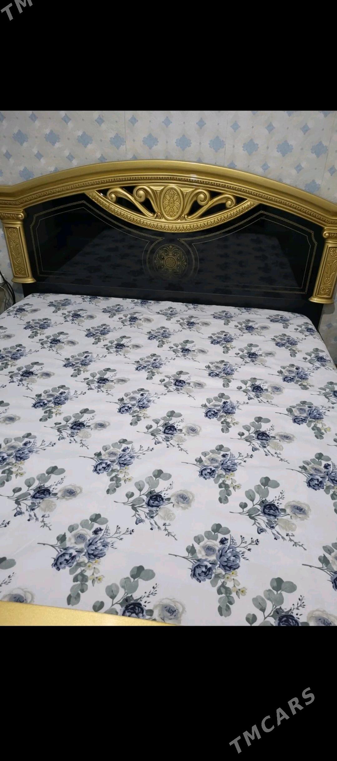 isbanly garnatur - Балканабат - img 1