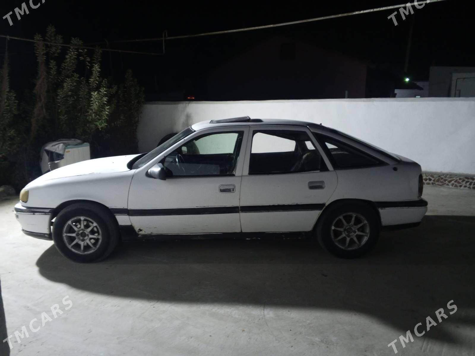 Opel Vectra 1992 - 15 000 TMT - Seýdi - img 2