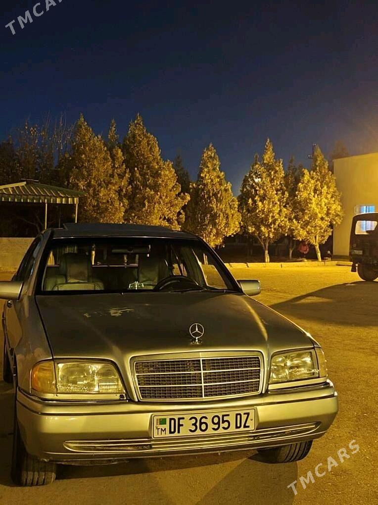Mercedes-Benz C280 1995 - 65 000 TMT - Дашогуз - img 6