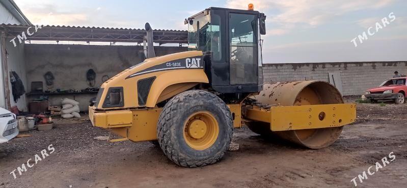 Caterpillar Dozer 2011 - 350 000 TMT - Büzmeýin - img 2