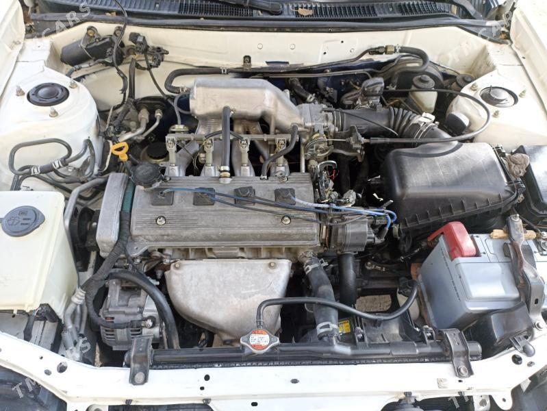 Toyota Corolla 1997 - 92 000 TMT - Туркменбаши - img 3