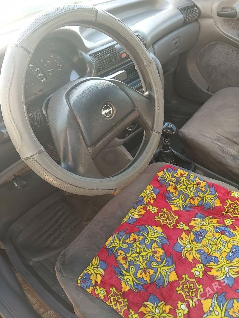 Opel Astra 1992 - 36 000 TMT - етр. Туркменбаши - img 6