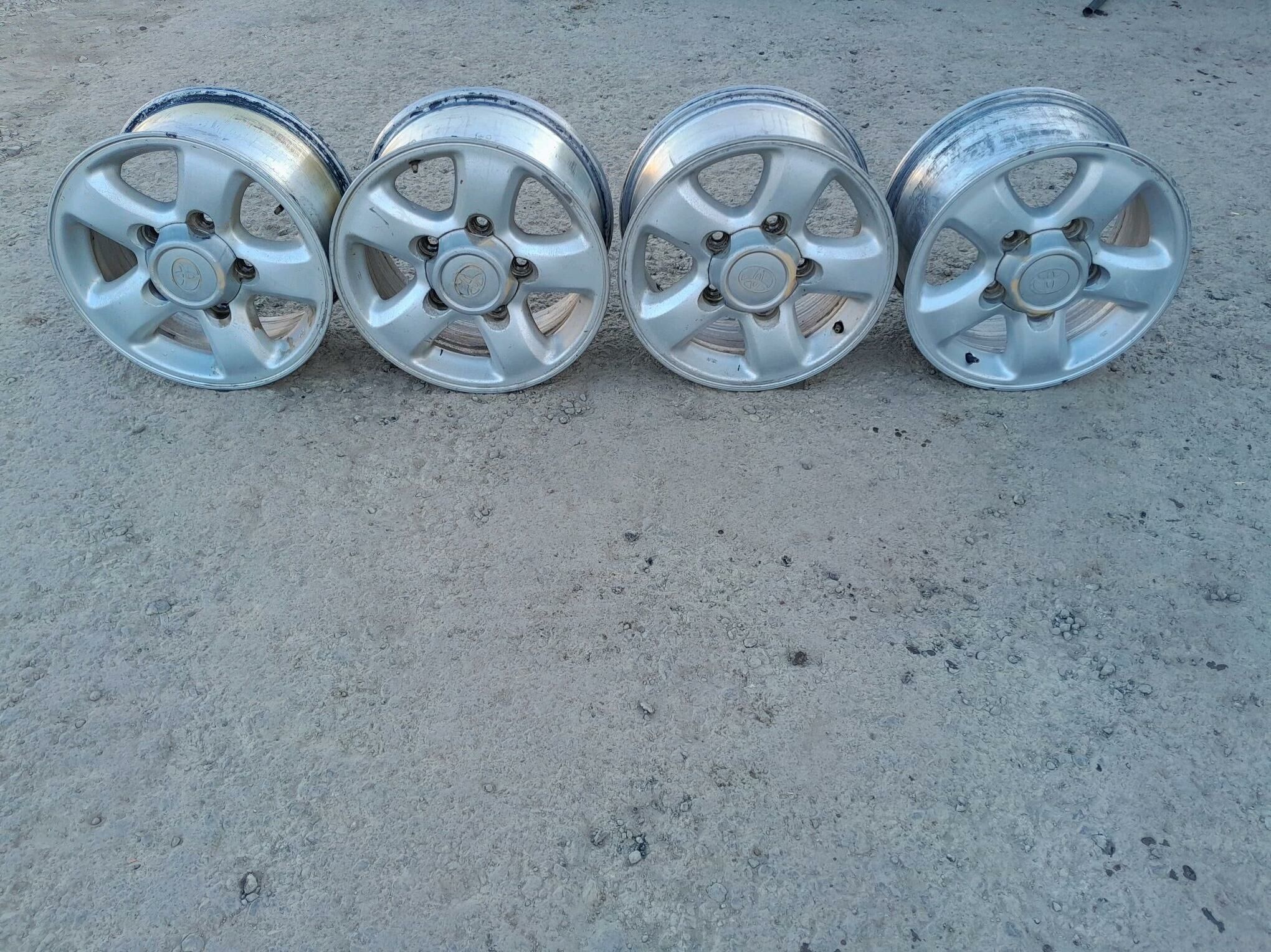 Toyota Land kruzer diska16 lik 3 500 TMT - Дашогуз - img 3