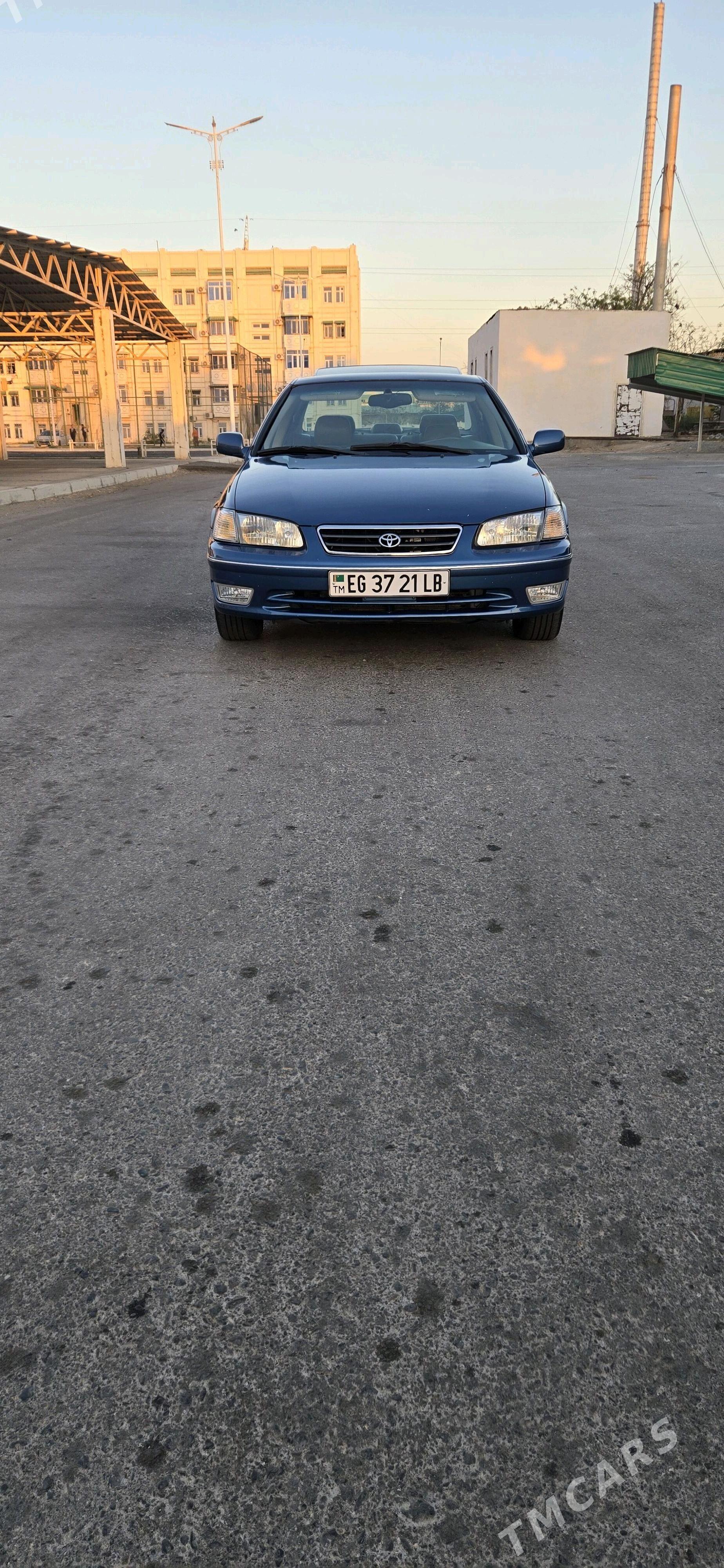 Toyota Camry 2001 - 180 000 TMT - Farap - img 6