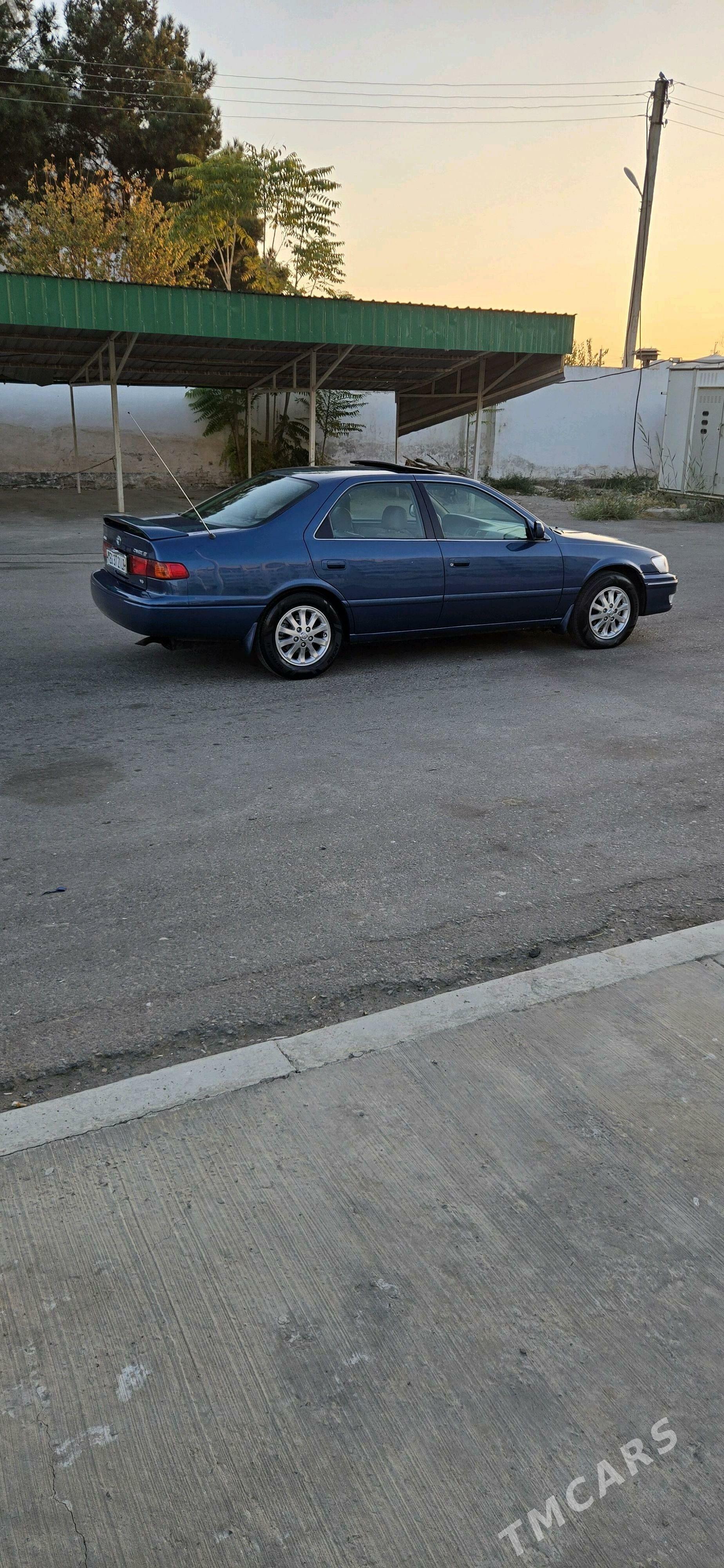 Toyota Camry 2001 - 180 000 TMT - Farap - img 5