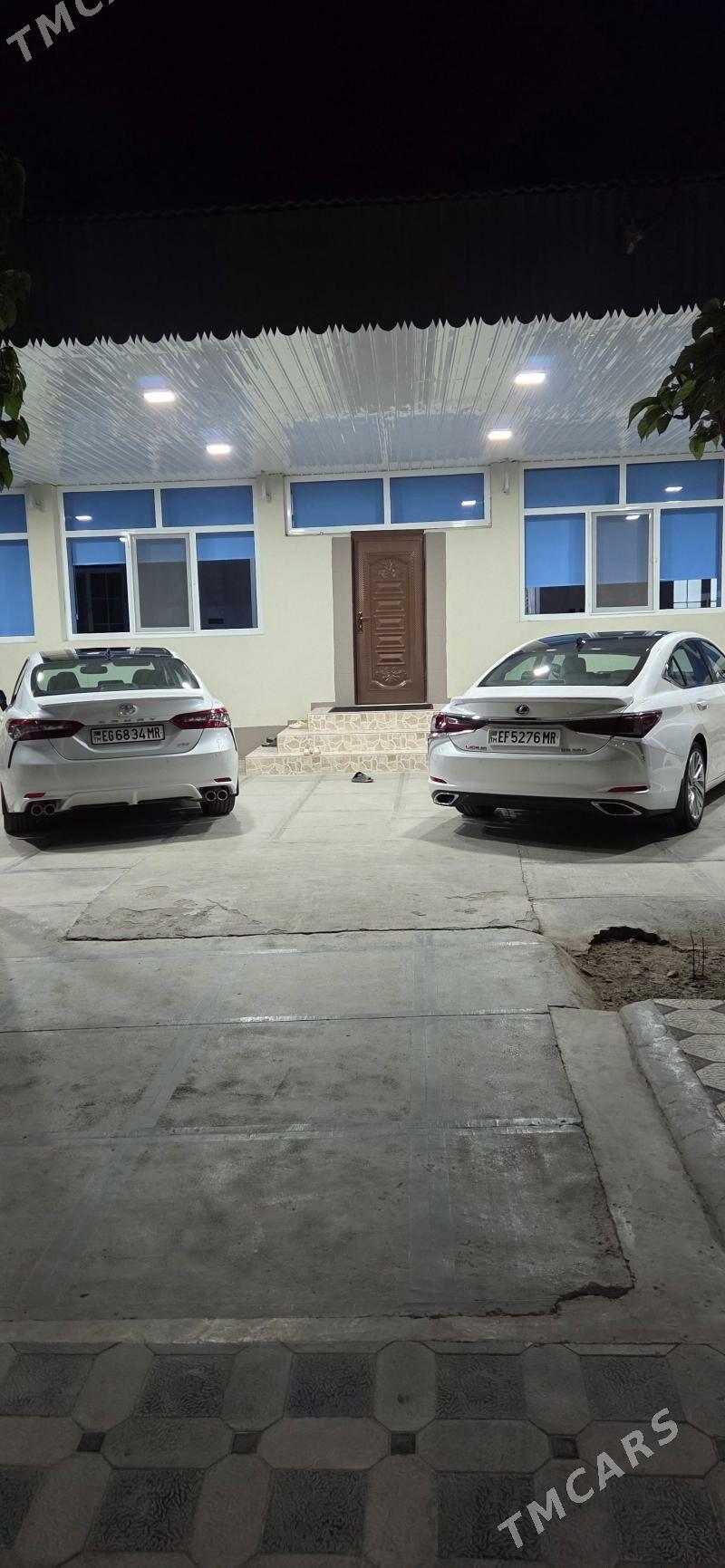 Toyota Camry 2021 - 400 000 TMT - Мары - img 1