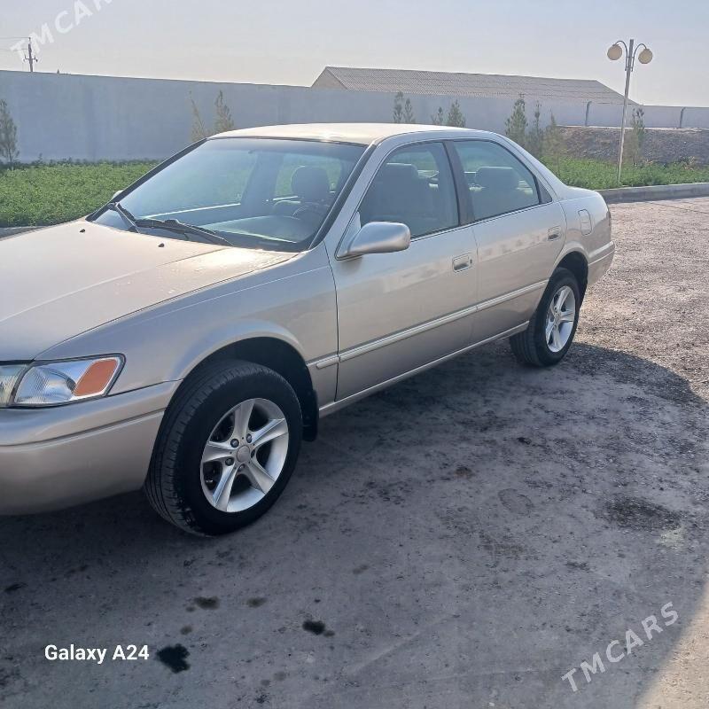 Toyota Camry 1999 - 130 000 TMT - Халач - img 2