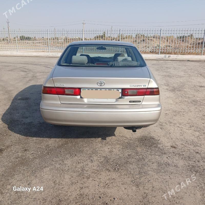 Toyota Camry 1999 - 130 000 TMT - Халач - img 7