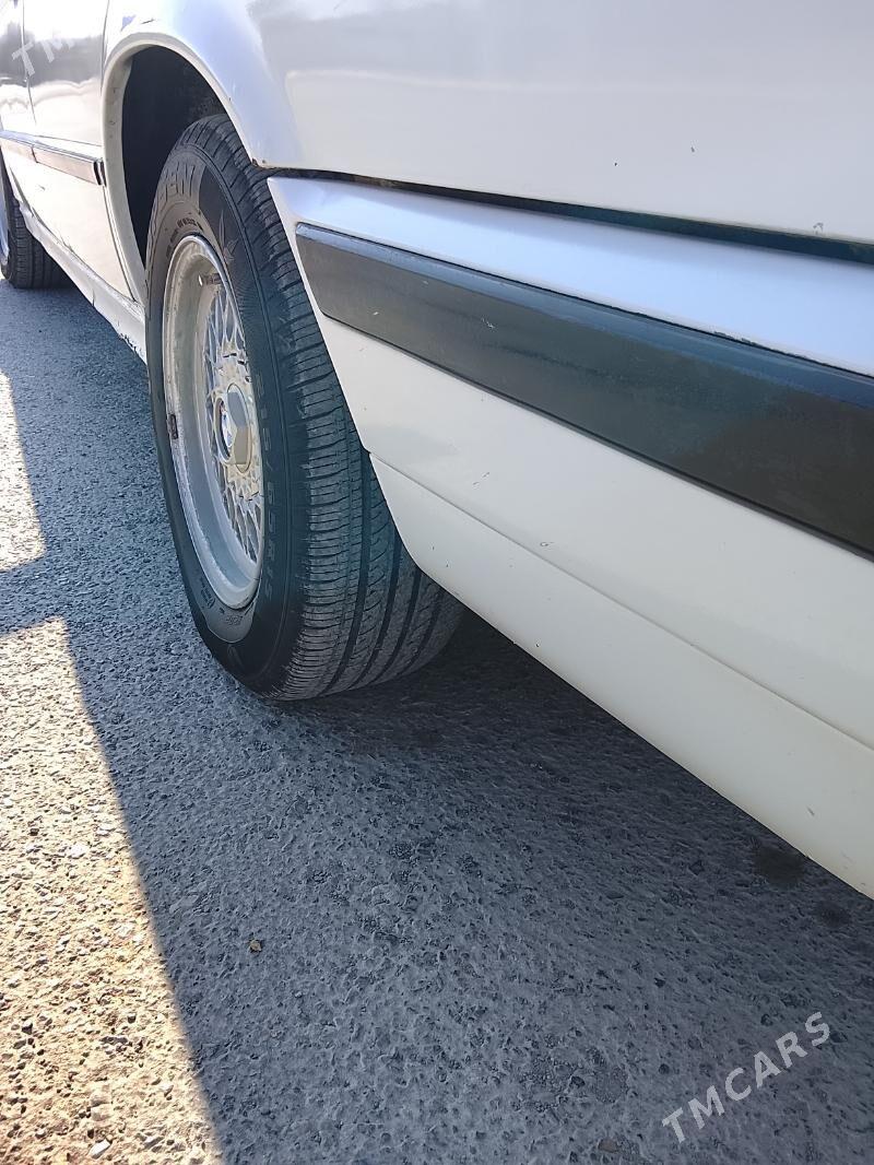BMW 525 1994 - 32 000 TMT - Gyzylarbat - img 2