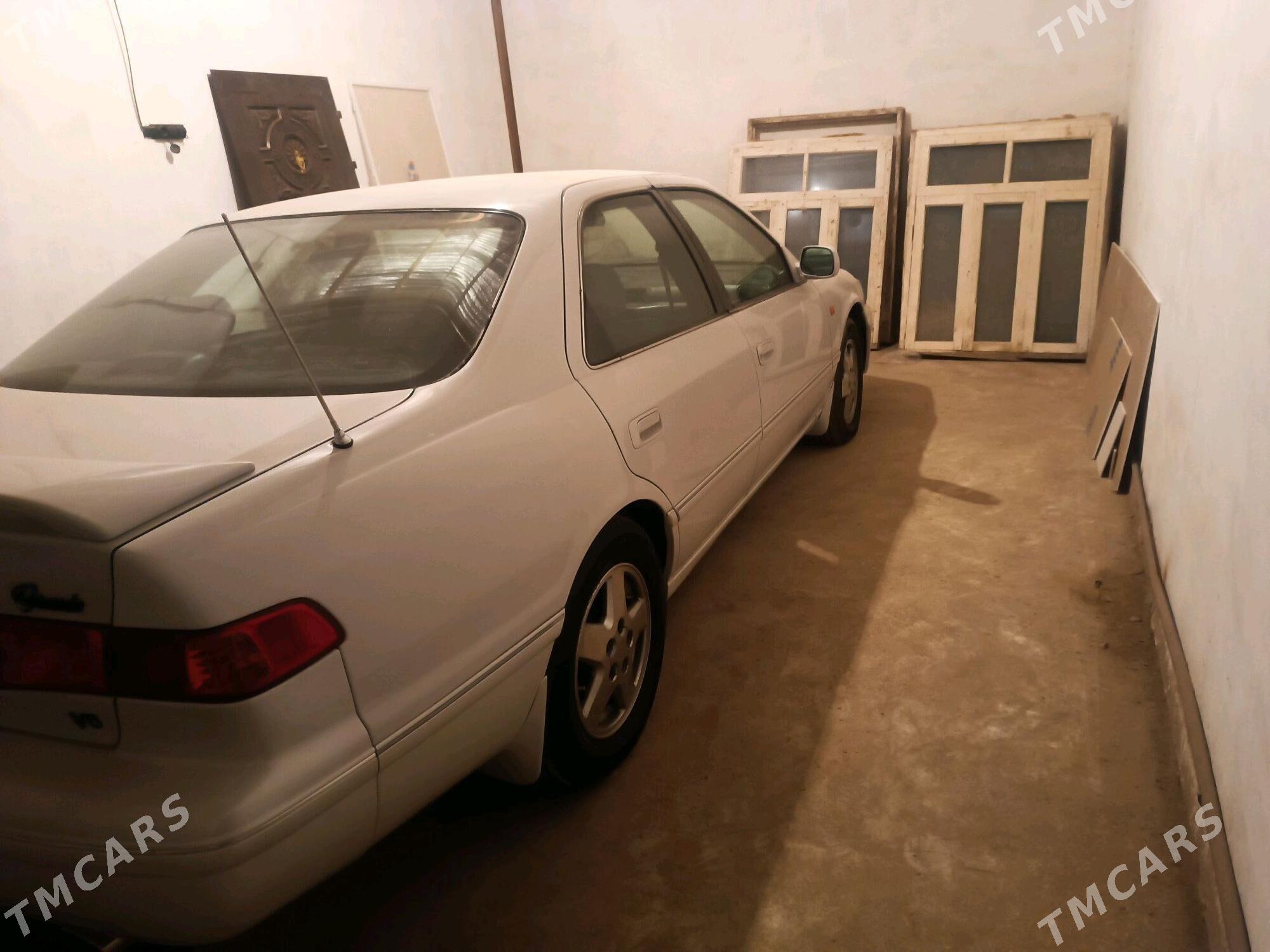 Toyota Camry 2000 - 150 000 TMT - Görogly (Tagta) - img 3