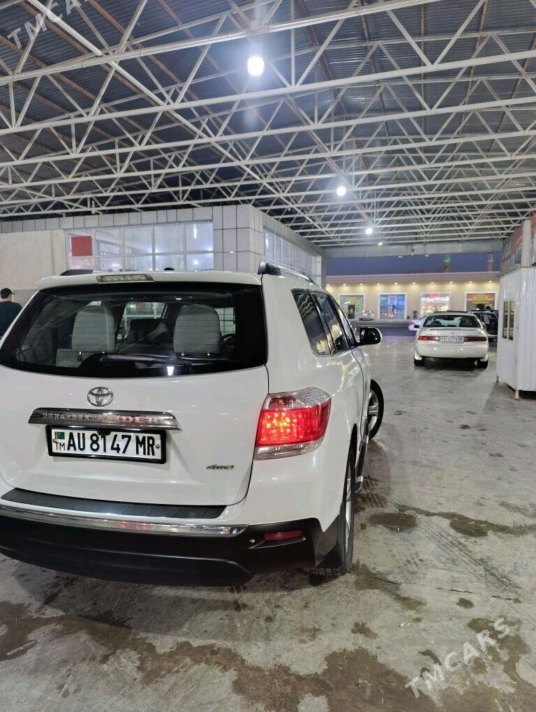 Toyota Highlander 2012 - 340 000 TMT - Baýramaly - img 6