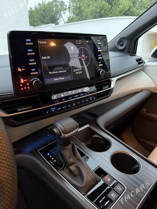 Toyota Sienna 2022 - 705 000 TMT - Ашхабад - img 2