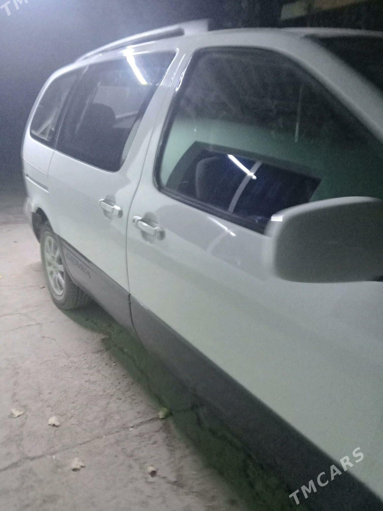 Toyota Sienna 1999 - 140 000 TMT - Губадаг - img 1