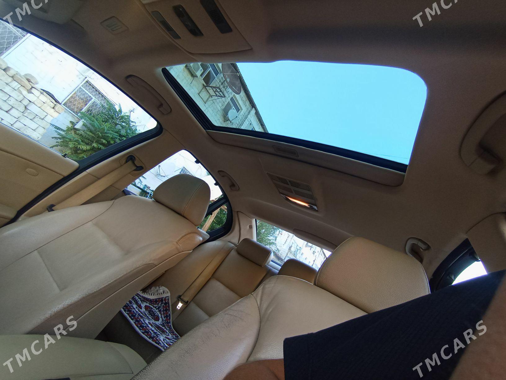BMW E60 2004 - 150 000 TMT - Türkmenbaşy - img 3