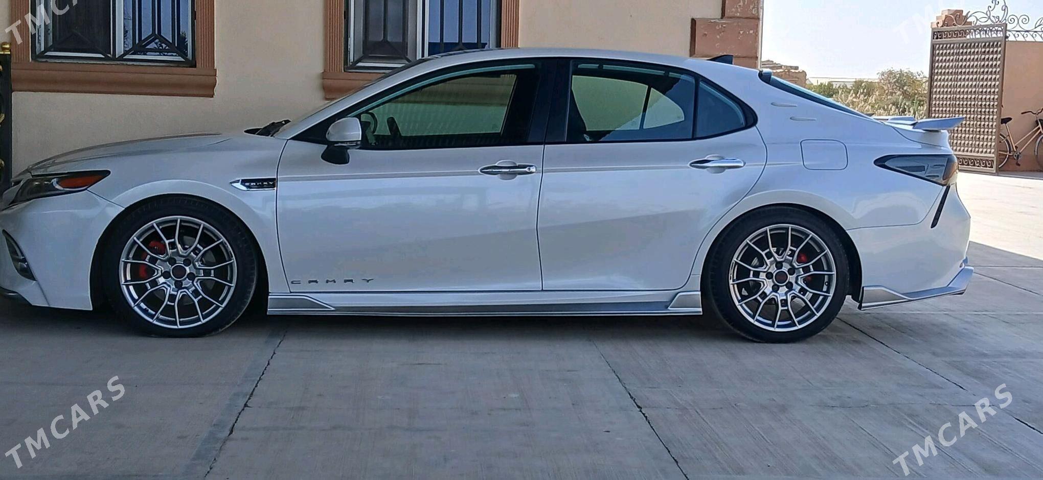 Toyota Camry 2021 - 380 000 TMT - Mary - img 6