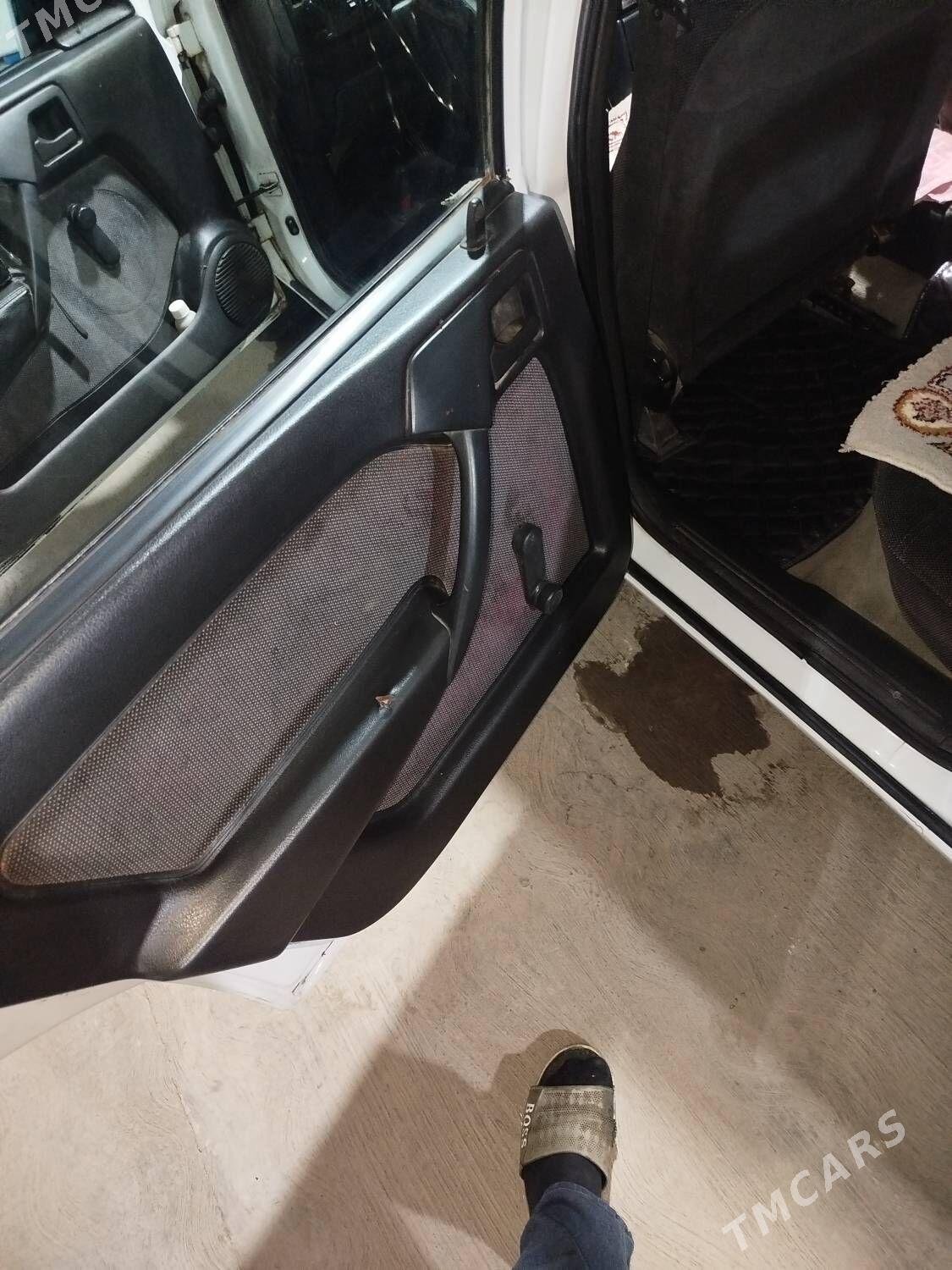 Opel Vectra 1990 - 50 000 TMT - Saýat - img 8