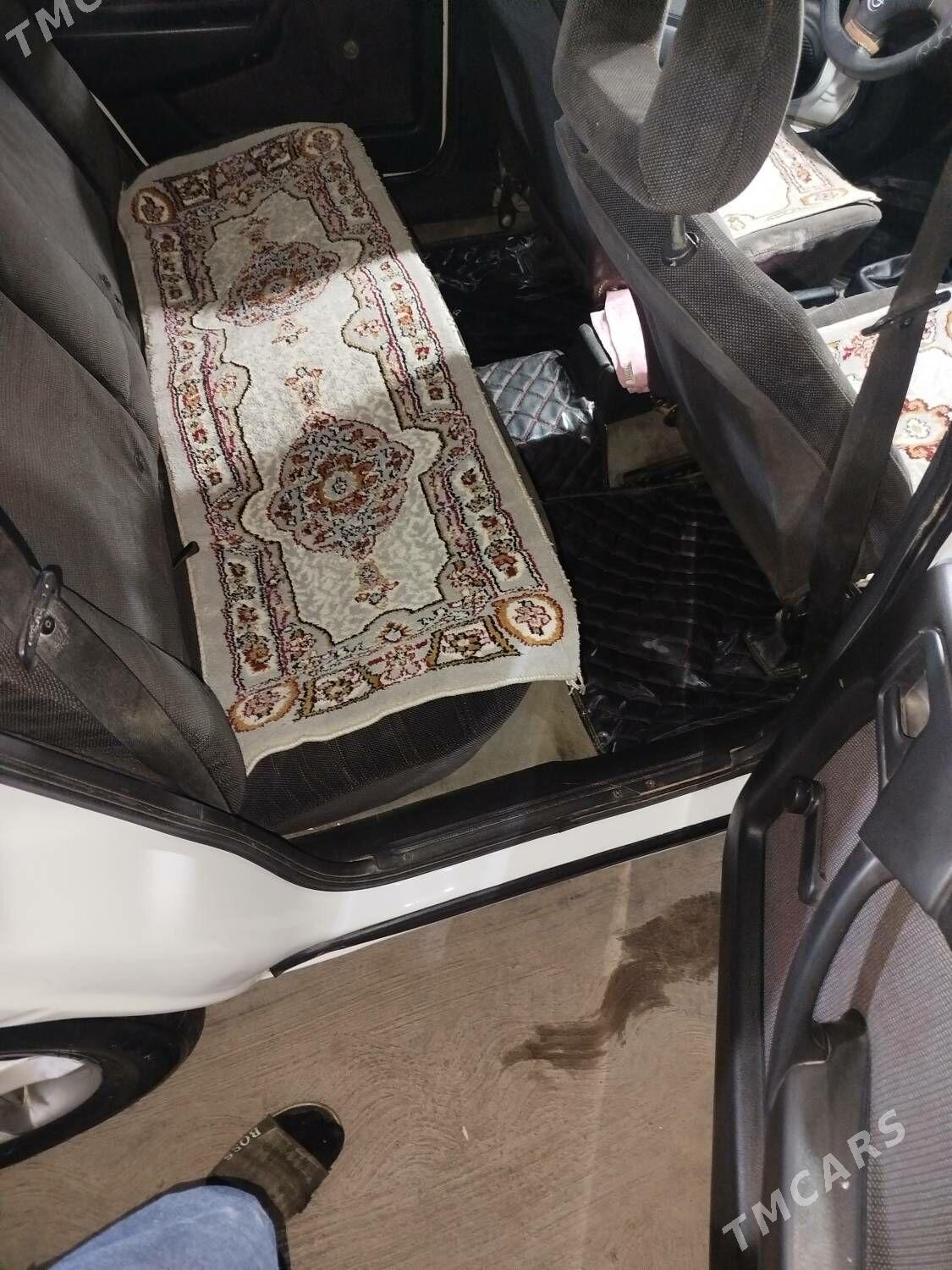 Opel Vectra 1990 - 50 000 TMT - Saýat - img 7