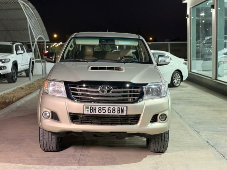 Toyota Hilux 2014 - 360 000 TMT - Balkanabat - img 2